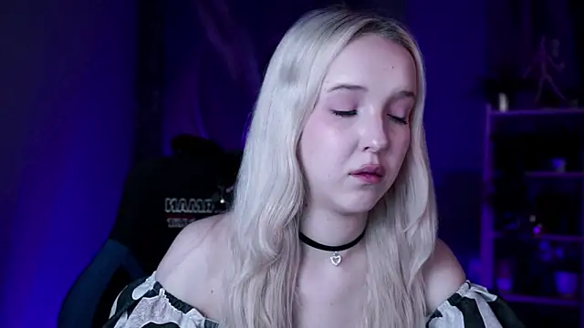 Snapshot of MaoqiBeverly chatting on 02/28/26, 02:44 MaoqiBeverly online show from 02/28/26, 02:44