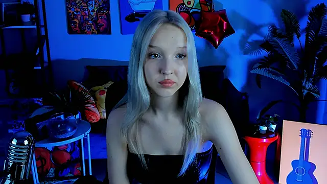 MaoqiBeverly online show from 03/21/26, 08:41