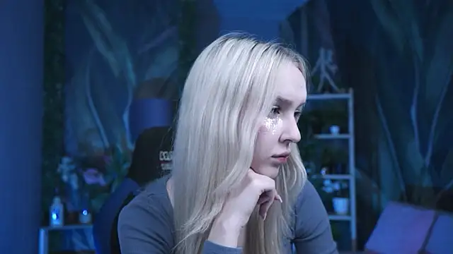 Snapshot of MaoqiBeverly chatting on 03/02/26, 05:09 MaoqiBeverly online show from 03/02/26, 05:09