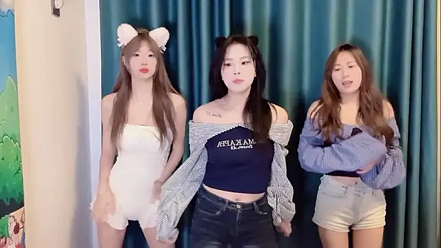 SM 0002 online show from 02/13/26, 06:52