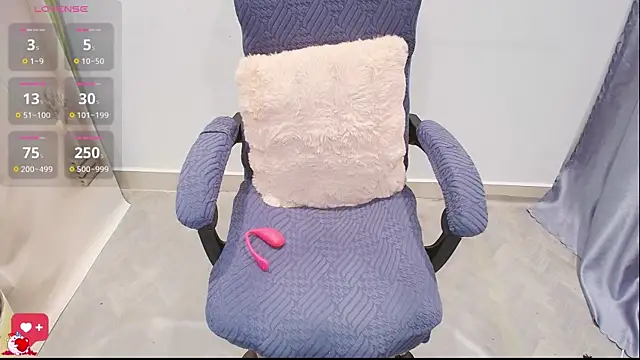 Snapshot of Sweet_Girl2k7 chatting on 02/27/26, 11:48 Sweet Girl2k7 online show from 02/27/26, 11:48