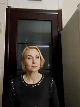 Snapshot of MichelleSolis chatting on 02/16/26, 02:37 MichelleSolis online show from 02/16/26, 02:37