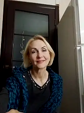 Snapshot of MichelleSolis chatting on 02/22/26, 06:53 MichelleSolis online show from 02/22/26, 06:53