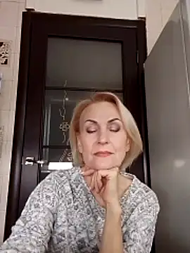 Snapshot of MichelleSolis chatting on 02/25/26, 08:47 MichelleSolis online show from 02/25/26, 08:47