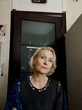 Snapshot of MichelleSolis chatting on 02/10/26, 08:19 MichelleSolis online show from 02/10/26, 08:19