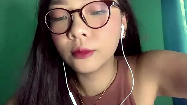 Snapshot of TerisaYellow chatting on 02/10/26, 07:07 TerisaYellow online show from 02/10/26, 07:07