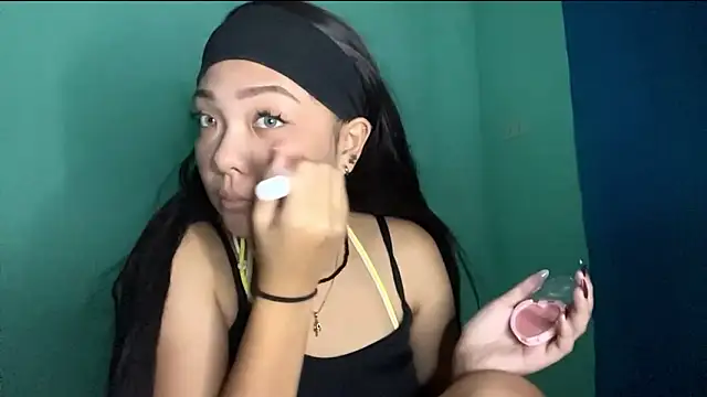 Snapshot of TerisaYellow chatting on 02/23/26, 12:06 TerisaYellow online show from 02/23/26, 12:06