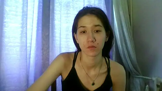 Snapshot of NickiKisinger chatting on 07/18/26, 07:28 NickiKisinger online show from 07/18/26, 07:28