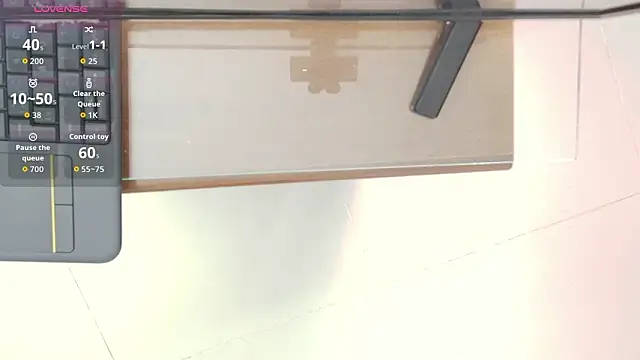 Snapshot of Karla_94 chatting on 03/03/26, 03:24 Karla 94 online show from 03/03/26, 03:24