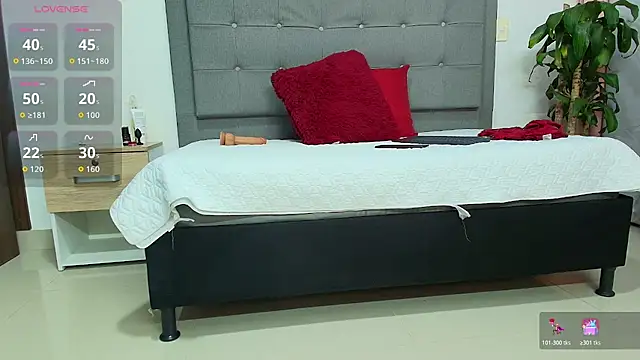 Snapshot of Karla_94 chatting on 02/09/26, 11:30 Karla 94 online show from 02/09/26, 11:30