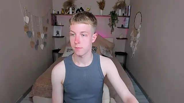 Snapshot of Dylan_Norton chatting on 07/05/26, 03:19 Dylan Norton online show from 07/05/26, 03:19