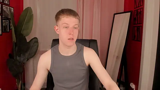 Snapshot of Dylan_Norton chatting on 05/12/26, 10:21 Dylan Norton online show from 05/12/26, 10:21