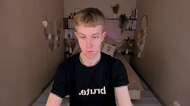 Snapshot of Dylan_Norton chatting on 05/31/26, 03:29 Dylan Norton online show from 05/31/26, 03:29