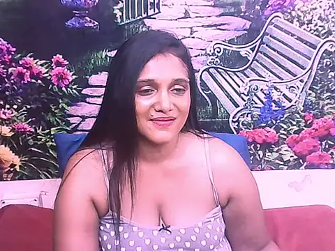 Snapshot of IndianSexyLady20 chatting on 02/14/26, 07:19 IndianSexyLady20 online show from 02/14/26, 07:19