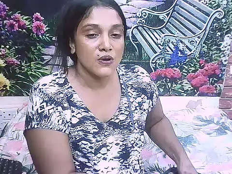 Snapshot of IndianSexyLady20 chatting on 03/26/26, 05:28 IndianSexyLady20 online show from 03/26/26, 05:28