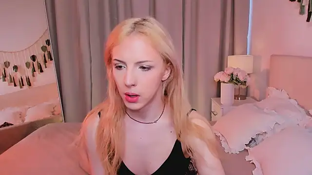 Tiffany  King online show from 05/31/26, 05:57