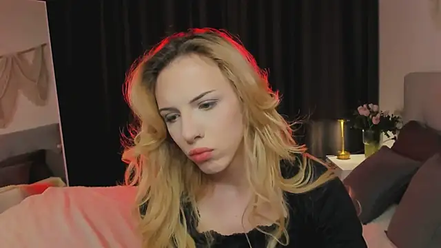 Tiffany  King online show from 04/12/26, 06:05