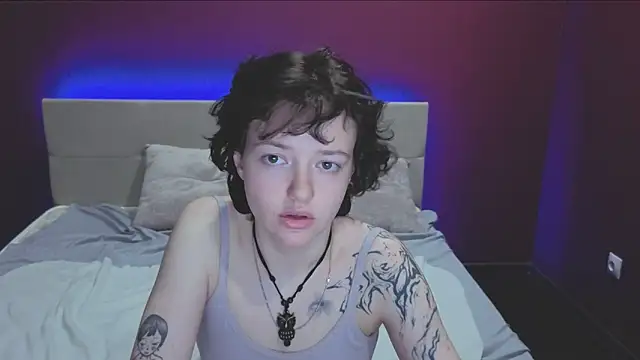 Snapshot of Svenaa_Kopnie chatting on 02/10/26, 01:48 Svenaa Kopnie online show from 02/10/26, 01:48