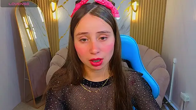 Ariana18 b online show from 03/20/26, 12:50