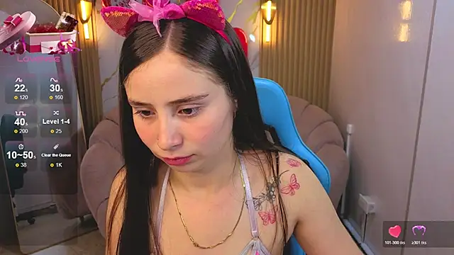 Snapshot of Ariana18_b chatting on 02/16/26, 12:26 Ariana18 b online show from 02/16/26, 12:26