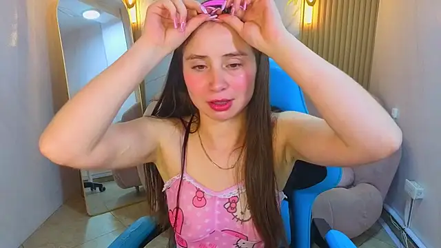 Ariana18 b online show from 03/26/26, 12:47