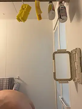 K0U-123 online show from 03/17/26, 01:03