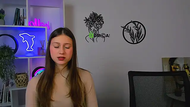 arianaa cat online show from 03/02/26, 08:49