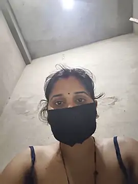 Snapshot of Sexy_khushi19 chatting on 06/16/26, 11:10 Sexy khushi19 online show from 06/16/26, 11:10