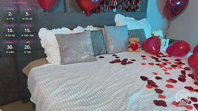 Snapshot of LillAlice chatting on 02/21/26, 12:56 LillAlice online show from 02/21/26, 12:56