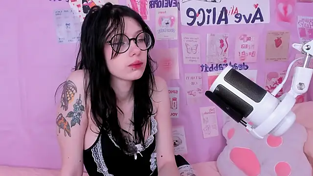 Snapshot of NessaV chatting on 02/01/26, 09:07 NessaV online show from 02/01/26, 09:07