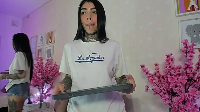 Snapshot of Ashley_Blum_ chatting on 02/19/26, 11:40 Ashley Blum online show from 02/19/26, 11:40