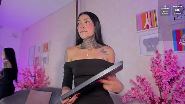 Ashley Blum  online show from 03/25/26, 11:53