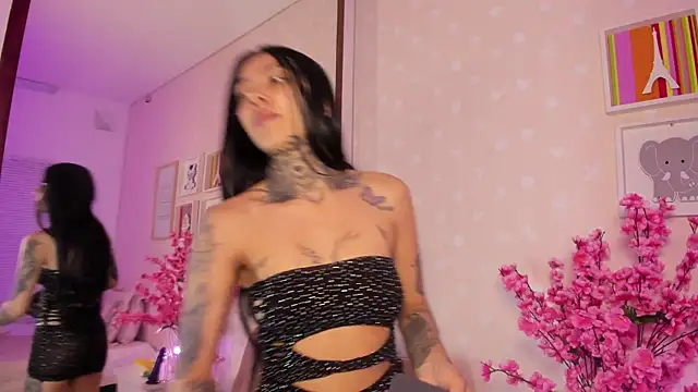 Snapshot of Ashley_Blum_ chatting on 02/26/26, 12:16 Ashley Blum online show from 02/26/26, 12:16