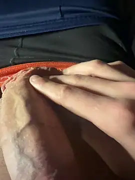 Snapshot of xxlovedick chatting on 02/10/26, 05:23 xxlovedick online show from 02/10/26, 05:23