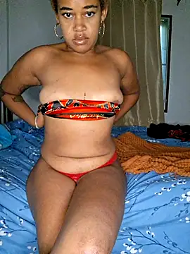 Snapshot of Seductive_Simon333 chatting on 02/06/26, 02:40 Seductive Simon333 online show from 02/06/26, 02:40