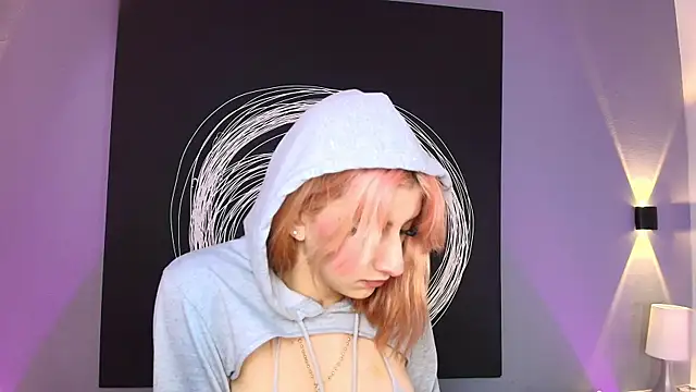 AlannaViera online show from 05/11/26, 04:04