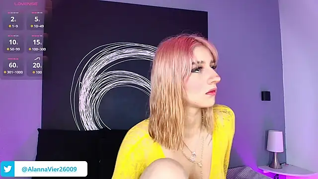 AlannaViera online show from 04/24/26, 11:45