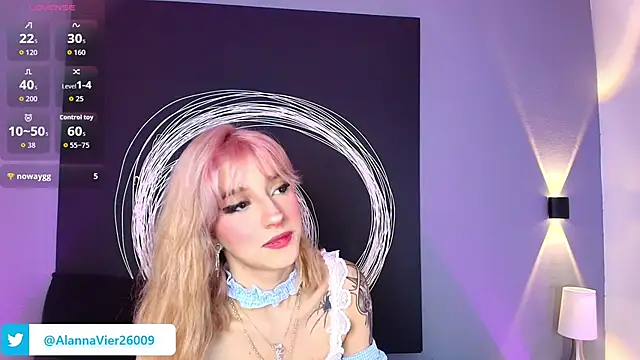 AlannaViera online show from 04/23/26, 12:29