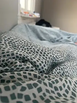 siisidjfjfjdj online show from 02/07/26, 03:20