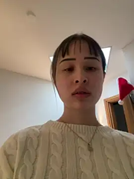 Snapshot of Just-Lilly chatting on 02/24/26, 04:19 Just-Lilly online show from 02/24/26, 04:19