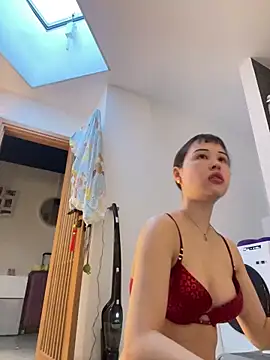 Snapshot of Just-Lilly chatting on 03/06/26, 04:46 Just-Lilly online show from 03/06/26, 04:46