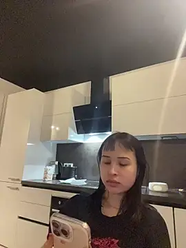 Snapshot of Just-Lilly chatting on 04/13/26, 03:16 Just-Lilly online show from 04/13/26, 03:16