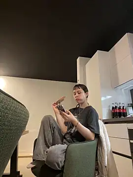 Snapshot of Just-Lilly chatting on 03/16/26, 06:43 Just-Lilly online show from 03/16/26, 06:43