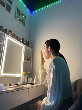 Snapshot of Just-Lilly chatting on 03/24/26, 03:56 Just-Lilly online show from 03/24/26, 03:56