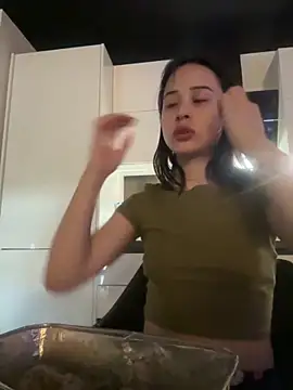 Snapshot of Just-Lilly chatting on 02/23/26, 01:01 Just-Lilly online show from 02/23/26, 01:01