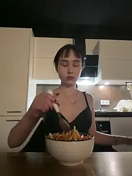 Snapshot of Just-Lilly chatting on 02/02/26, 09:25 Just-Lilly online show from 02/02/26, 09:25