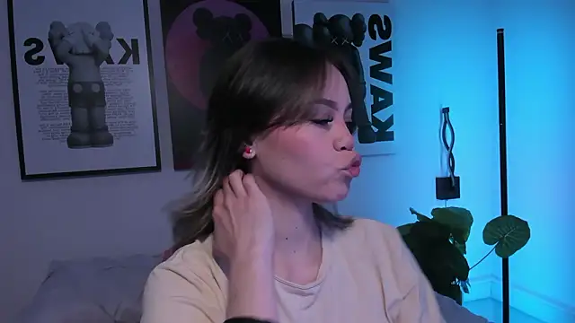 Hey lucy   online show from 03/03/26, 11:39