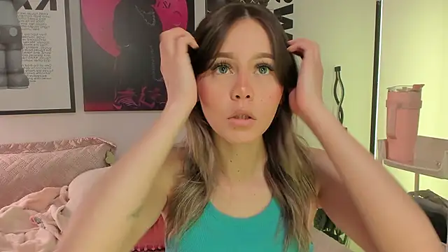 Hey lucy   online show from 03/18/26, 11:24