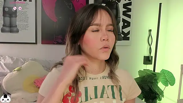 Hey lucy   online show from 04/06/26, 11:33