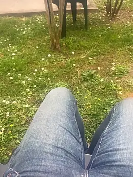 missgirl88 online show from 04/15/26, 12:10